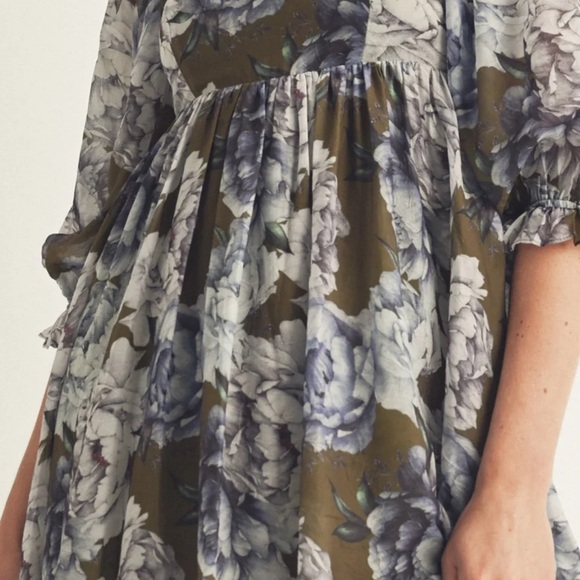 Storia Long Sleeve Floral Dress in Blue and Gray - Picture 1 of 5